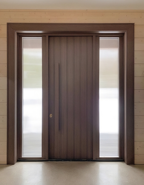 Дверь со стеклами по бокам Дверь со стеклами по бокам